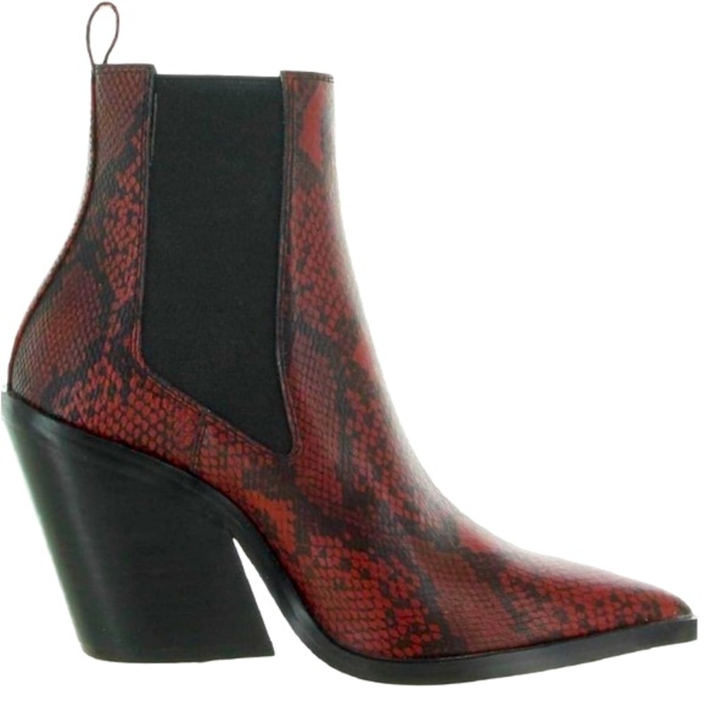 Steve Madden Womens Caution Boot